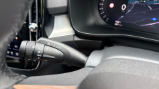 Volvo XC40 2.0 B3P Plus Black Edition 5dr Auto Petrol Estate